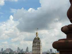 Tempio di Bangkok, afa e caldo